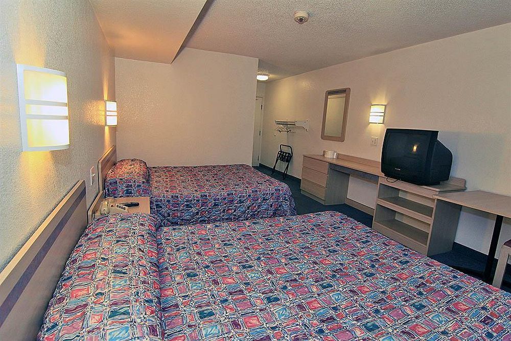 Motel 6-Greensboro, Nc - Airport Exterior photo
